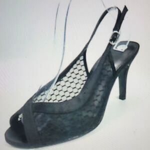CP honeycomb lace heels size 10